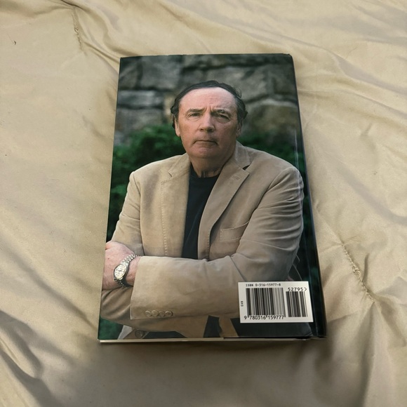 Hardcover Book: The 5th Horseman by James Patterson and Maxine Paetro - Picture 3 of 6